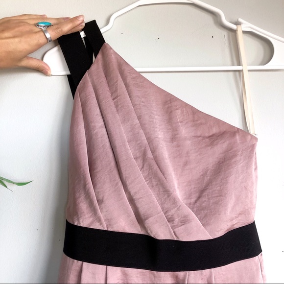 BCBGeneration One Shoulder Cocktail Dress Pink With Black Straps, Size 4, EUC! - Picture 2 of 8
